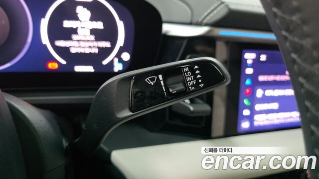 Porsche Macan EV Base 2025 — фото 23