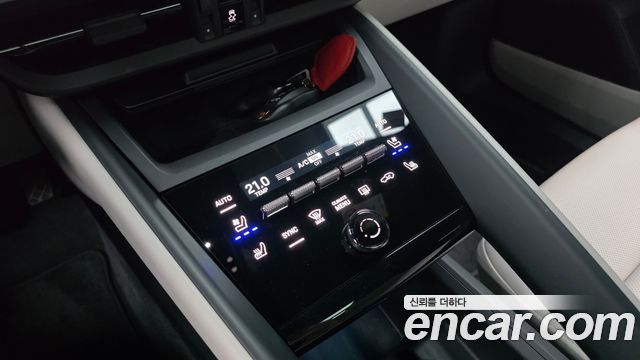 Porsche Macan EV Base 2025 — фото 36