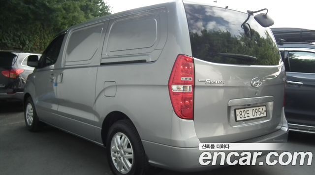 Hyundai Grand Starex Van 3-Seater Smart 2021 — фото 2