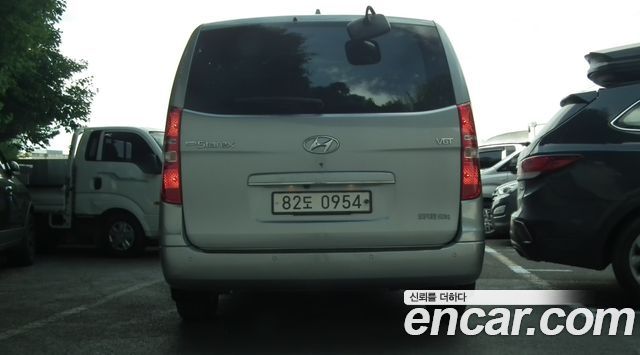Hyundai Grand Starex Van 3-Seater Smart 2021 — фото 4