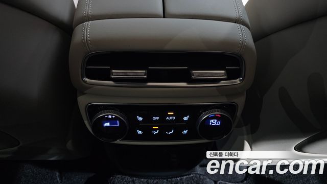 Genesis GV80 3.0 Diesel AWD 2022 — фото 33