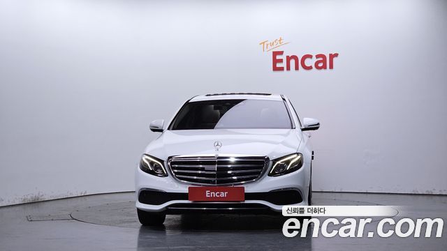 Mercedes-Benz E-Class (W213) E300 4MATIC Exclusive 2020 — фото 3