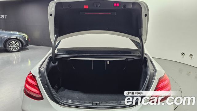 Mercedes-Benz E-Class (W213) E300 4MATIC Exclusive 2020 — фото 20