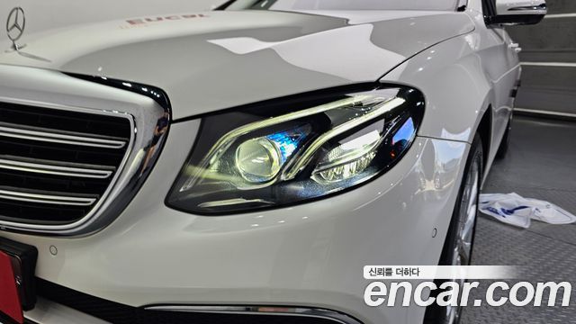 Mercedes-Benz E-Class (W213) E300 4MATIC Exclusive 2020 — фото 22
