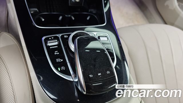 Mercedes-Benz E-Class (W213) E300 4MATIC Exclusive 2020 — фото 27
