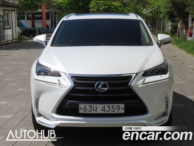 Lexus NX300h Executive
