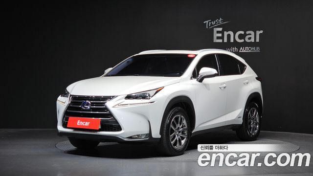 Lexus NX300h Supreme