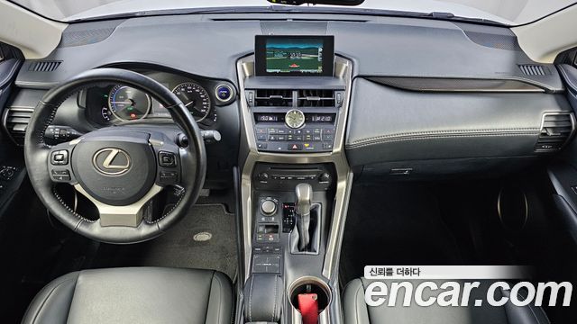 Lexus NX300h Supreme 2017 — фото 7