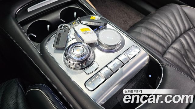 Genesis G90 (RS4) Gasoline 3.5 Turbo 2WD 2022 — фото 9