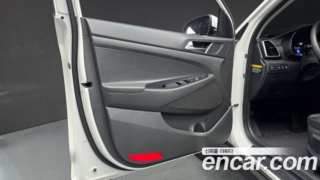 Hyundai Tucson Gasoline 1.6 turbo 2WD Modern 2020 — фото 24