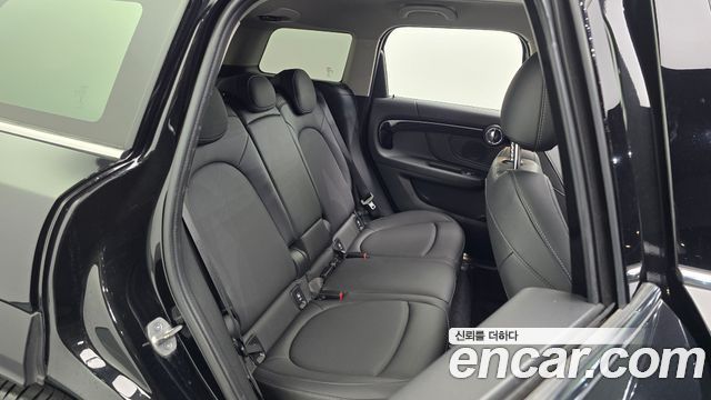 MINI Cooper Countryman Classic 2nd 2023 — фото 16