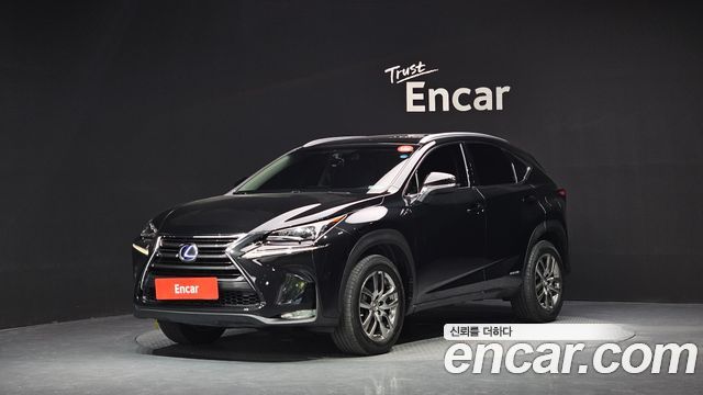 Lexus NX300h Supreme
