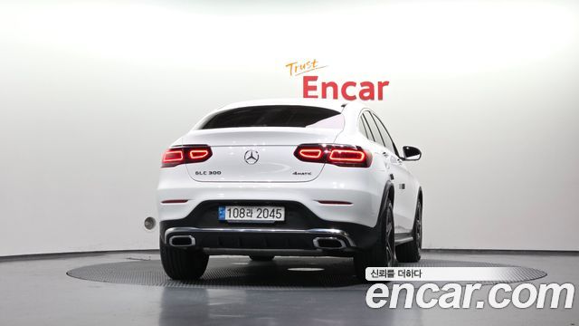 Mercedes-Benz GLC-Class (X253) GCL300 4MATIC Coupe 2023 — фото 4