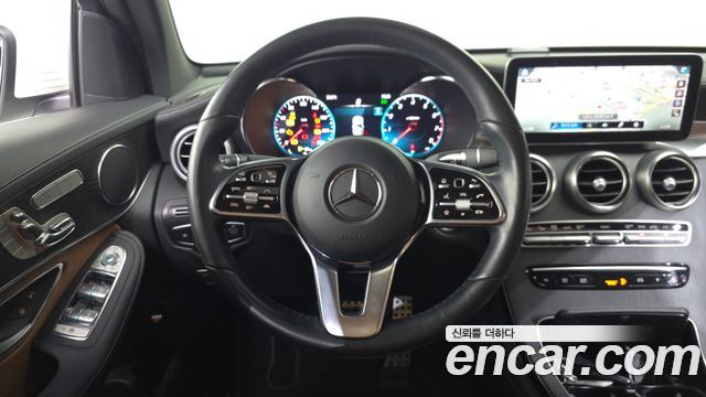 Mercedes-Benz GLC-Class (X253) GCL300 4MATIC Coupe 2023 — фото 13