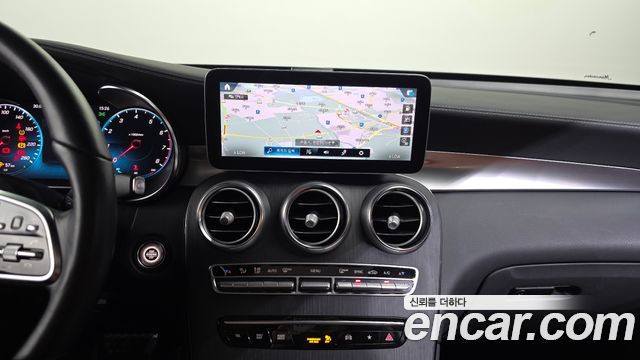 Mercedes-Benz GLC-Class (X253) GCL300 4MATIC Coupe 2023 — фото 14