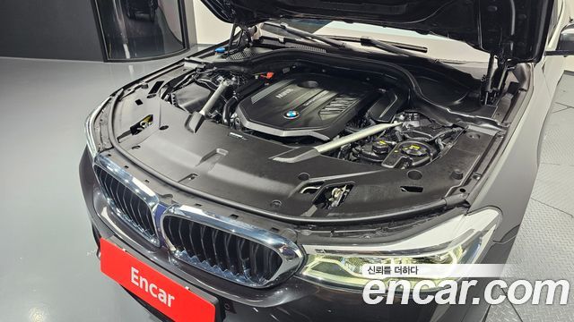 BMW 6 Series GT (G32) 640i xDrive M Sport 2019 — фото 6