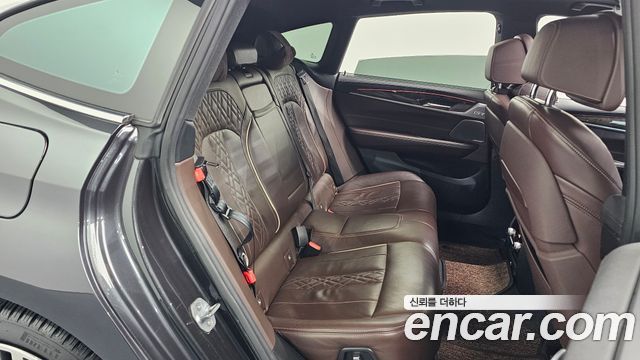 BMW 6 Series GT (G32) 640i xDrive M Sport 2019 — фото 11