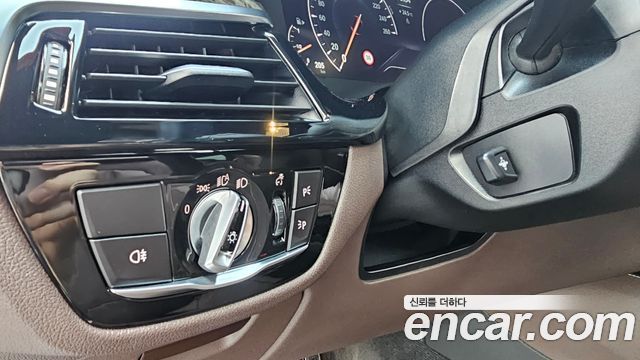BMW 6 Series GT (G32) 640i xDrive M Sport 2019 — фото 18