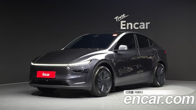 Tesla Model Y RWD