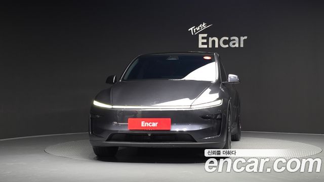 Tesla Model Y RWD 2025 — фото 3