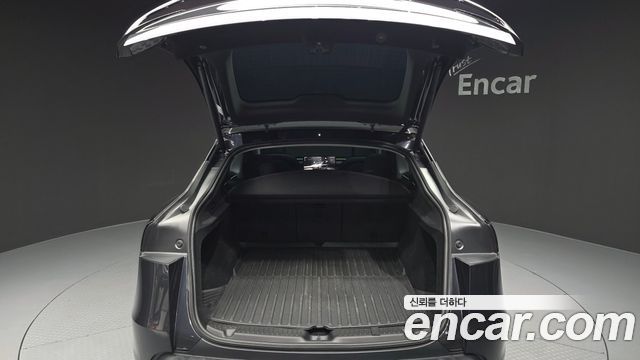 Tesla Model Y RWD 2025 — фото 20