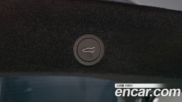 Tesla Model Y RWD 2025 — фото 29
