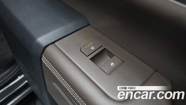Kia Tasman 2.5T Gasoline 4WD Extreme 2026 — фото 18