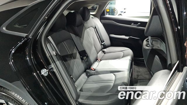 Kia K5 (III) 2.0 Prestige 2024 — фото 11