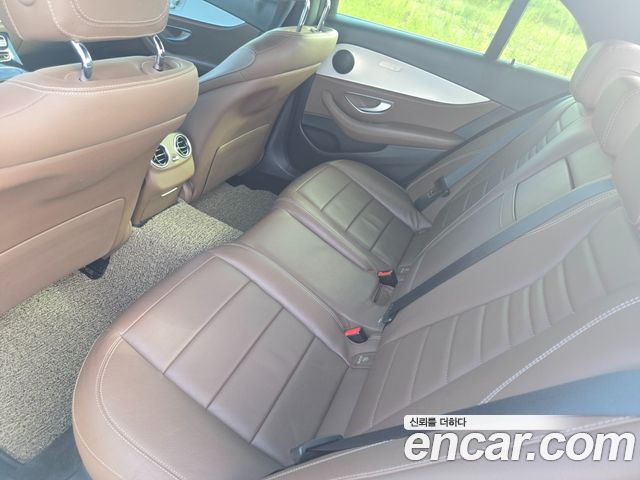 Mercedes-Benz E-Class (W213) E250 Avantgarde 2021 — фото 10