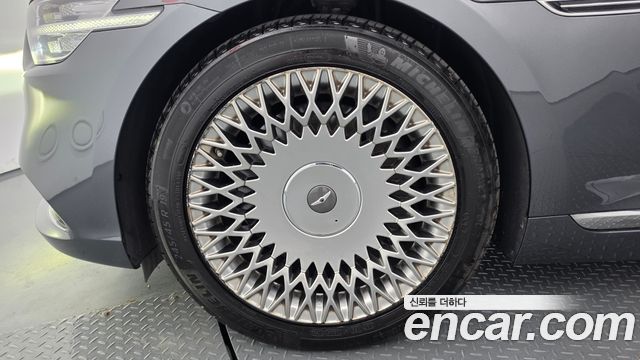 Genesis G90 5.0 AWD Prestige 2019 — фото 5