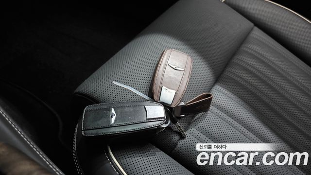 Genesis G90 5.0 AWD Prestige 2019 — фото 19