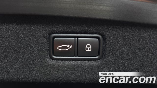 Genesis G90 5.0 AWD Prestige 2019 — фото 21