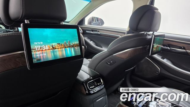 Genesis G90 5.0 AWD Prestige 2019 — фото 23