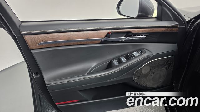 Genesis G90 5.0 AWD Prestige 2019 — фото 30