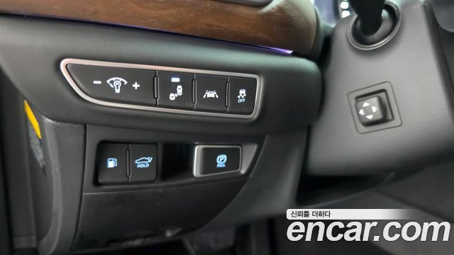 Genesis G90 5.0 AWD Prestige 2019 — фото 36