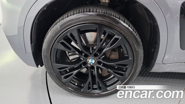 BMW X6 (F16) M50d 2018 — фото 5