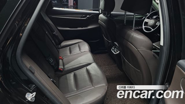 Hyundai Grandeur (IG) 2.5 Premium 2023 — фото 12