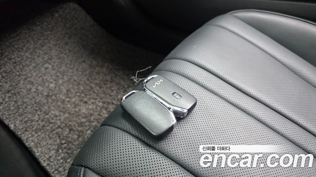 Kia K8 3.5 LPG 2WD Trendy(Taxi) 2023 — фото 19