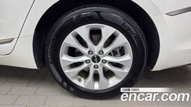 Kia K8 3.5 LPG 2WD Trendy(Taxi) 2023 — фото 21
