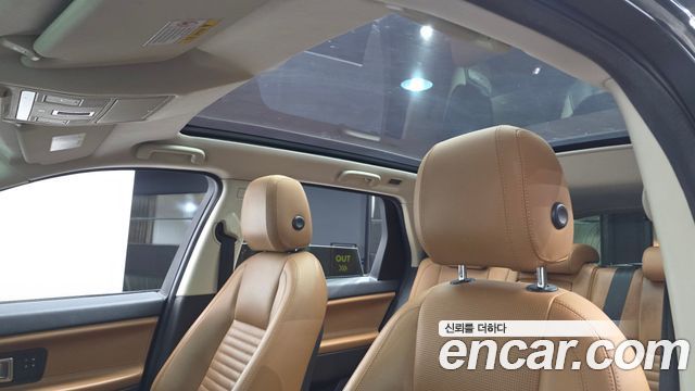 Land Rover Discovery Sport 2.0 TD4 HSE Luxury 2019 — фото 18