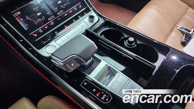 Audi A8 (D5) 50 TDI Quattro LWB 2020 — фото 9