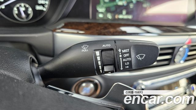 Genesis G90 3.8 AWD Premium Luxury 2019 — фото 27