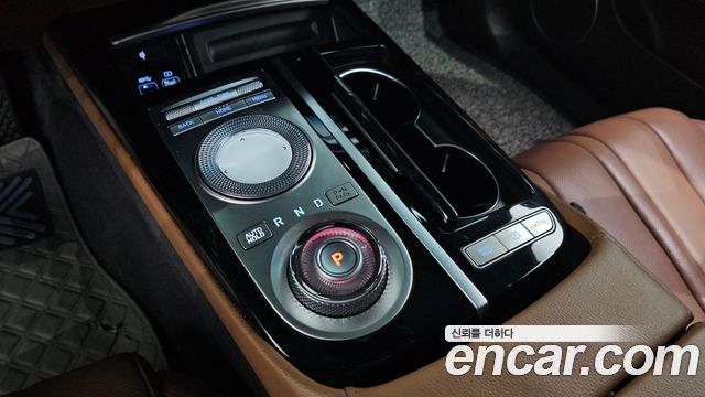 Genesis G80 (RG3) Gasoline 2.5 Turbo AWD 2022 — фото 9