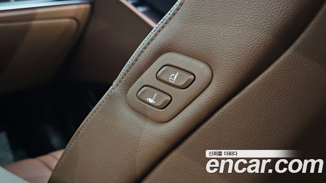 Genesis G80 (RG3) Gasoline 2.5 Turbo AWD 2022 — фото 32