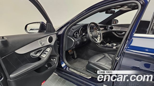 Mercedes-Benz C-Class (W205) C300e 4MATIC AMG Line 2020 — фото 10