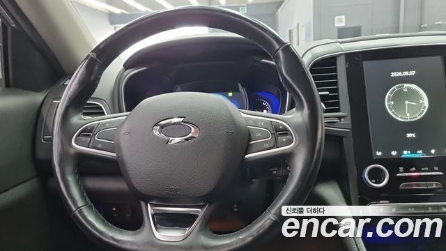 Renault Korea QM6 Diesel 2WD RE Signature 2017 — фото 9