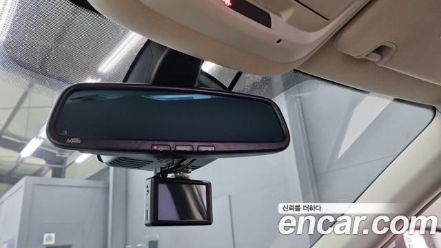 Renault Korea QM6 Diesel 2WD RE Signature 2017 — фото 13