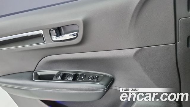 Renault Korea QM6 Diesel 2WD RE Signature 2017 — фото 15