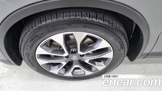 Renault Korea QM6 Diesel 2WD RE Signature 2017 — фото 18