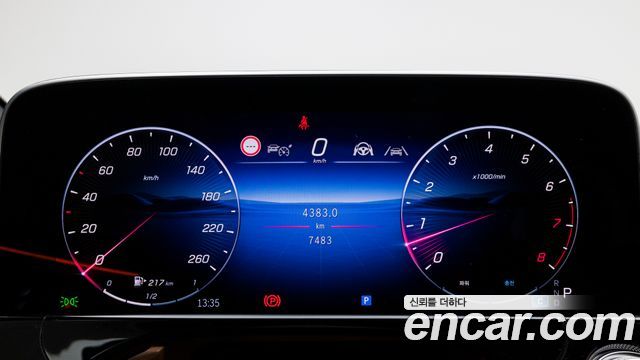 Mercedes-Benz E-Class (W214) E300 4MATIC AMG Line 2025 — фото 8